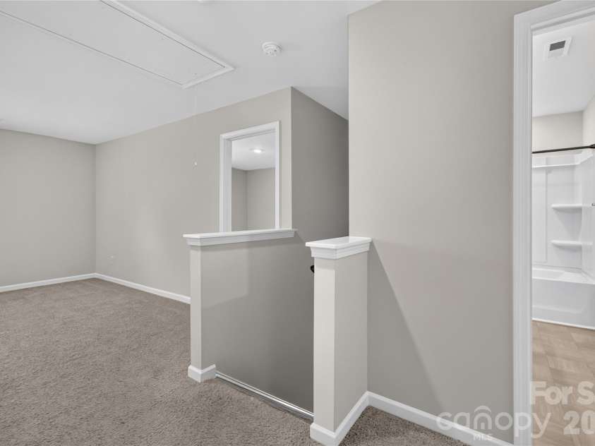 5040 Deisy May Lane, Matthews, NC 28105.  MLS# CAR4416122, YatesRealty ID 45233. 