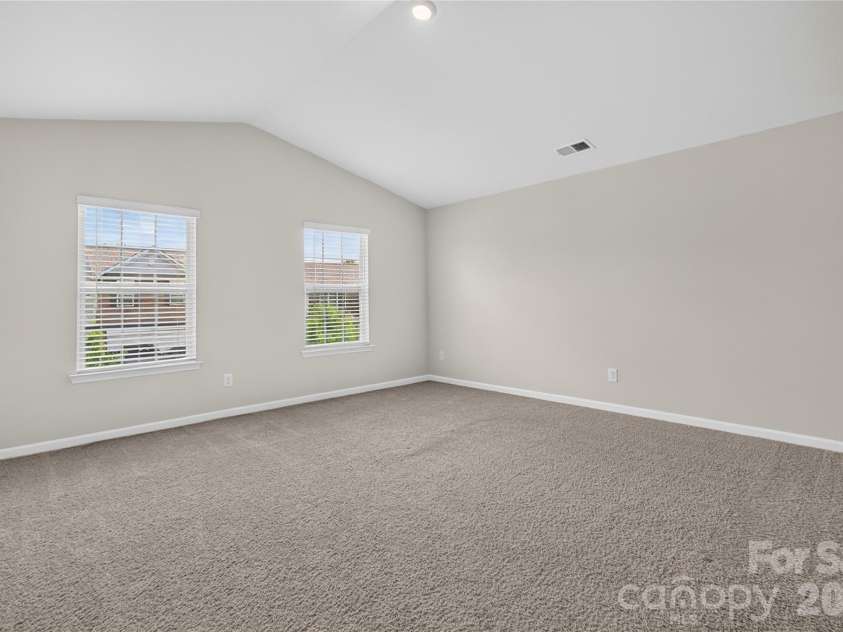 5040 Deisy May Lane, Matthews, NC 28105.  MLS# CAR4416122, YatesRealty ID 45233. 