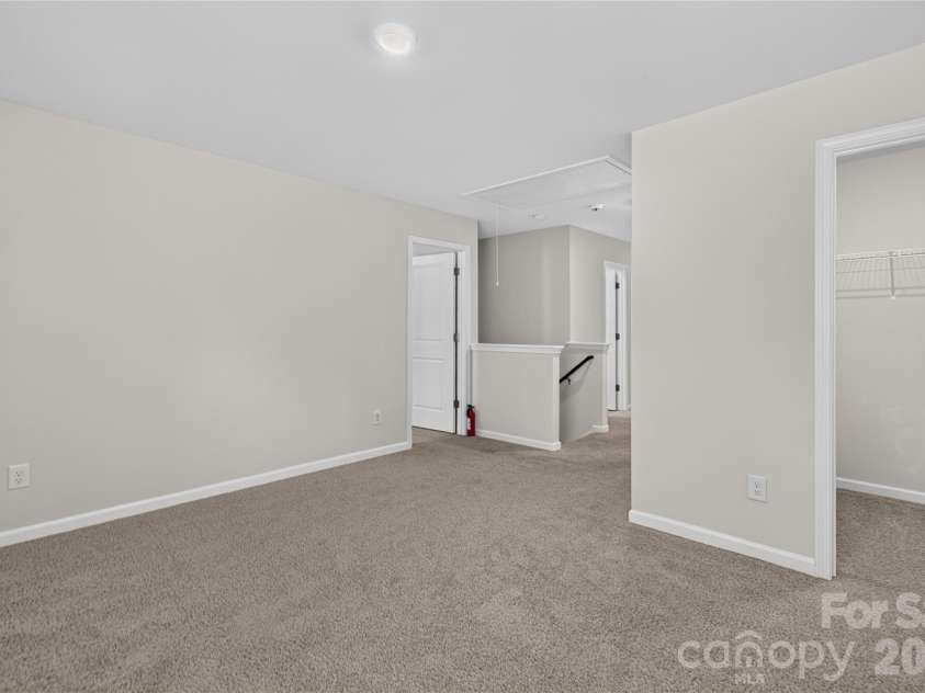 5040 Deisy May Lane, Matthews, NC 28105.  MLS# CAR4416122, YatesRealty ID 45233. 