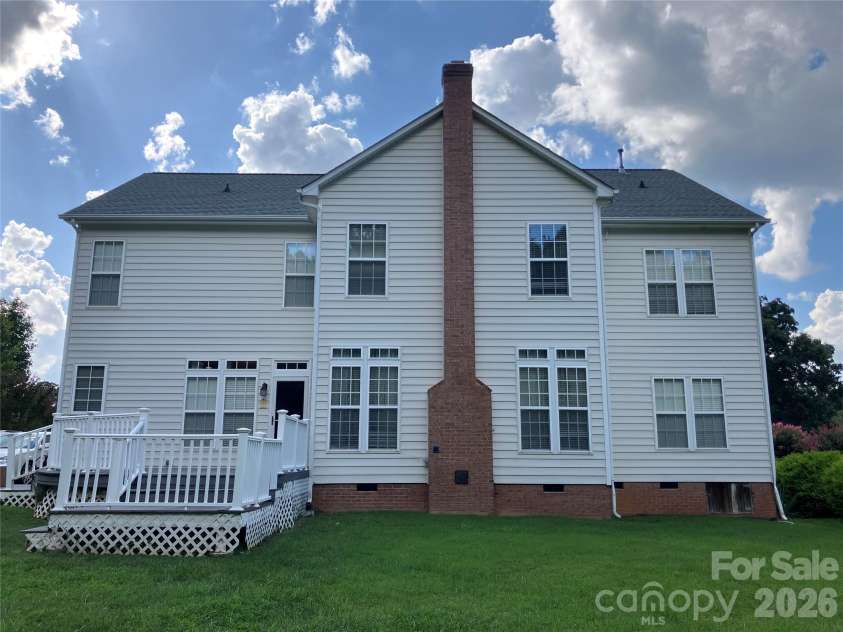 2120 Heath Lake Drive, Charlotte, NC 28227.  MLS# CAR4413850, YatesRealty ID 45235. 