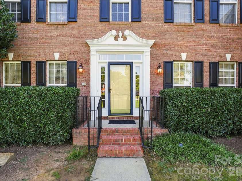 2120 Heath Lake Drive, Charlotte, NC 28227.  MLS# CAR4413850, YatesRealty ID 45235. 