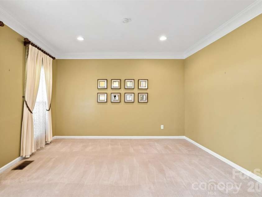 2120 Heath Lake Drive, Charlotte, NC 28227.  MLS# CAR4413850, YatesRealty ID 45235. 