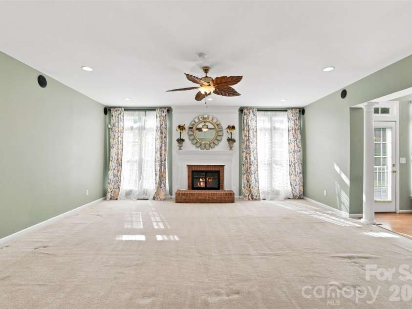 2120 Heath Lake Drive, Charlotte, NC 28227.  MLS# CAR4413850, YatesRealty ID 45235. 