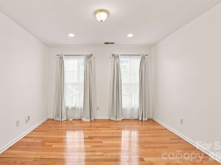 2120 Heath Lake Drive, Charlotte, NC 28227.  MLS# CAR4413850, YatesRealty ID 45235. 