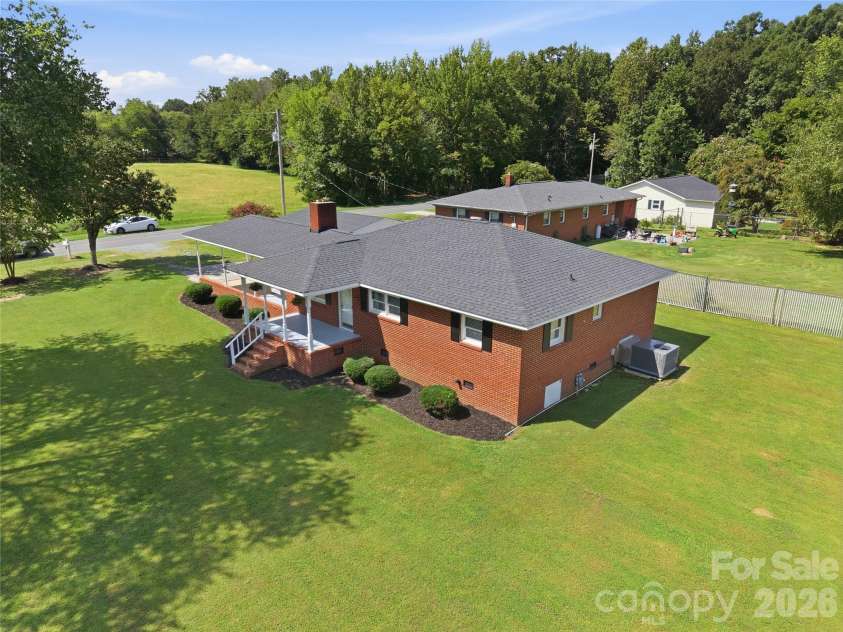 2424 Griffith Road, Monroe, NC 28110.  MLS# CAR4416120, YatesRealty ID 45237. 