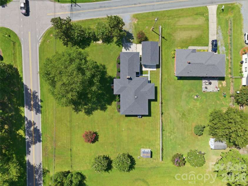 2424 Griffith Road, Monroe, NC 28110.  MLS# CAR4416120, YatesRealty ID 45237. 