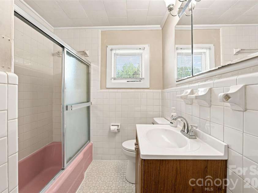 2424 Griffith Road, Monroe, NC 28110.  MLS# CAR4416120, YatesRealty ID 45237. 