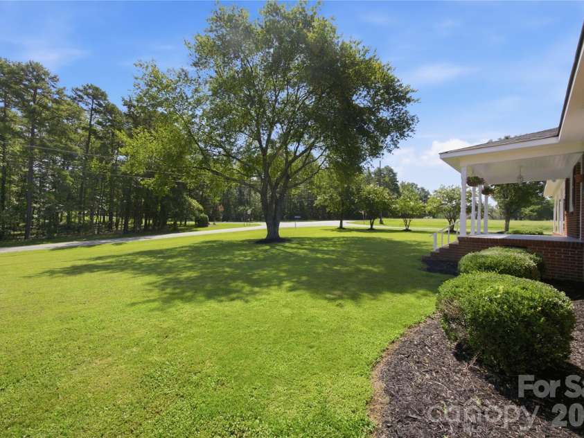 2424 Griffith Road, Monroe, NC 28110.  MLS# CAR4416120, YatesRealty ID 45237. 