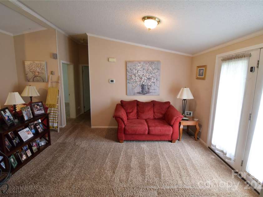 359 Pinnacle Road, Kings Mountain, NC 28086.  MLS# CAR4164621, YatesRealty ID 4524. 