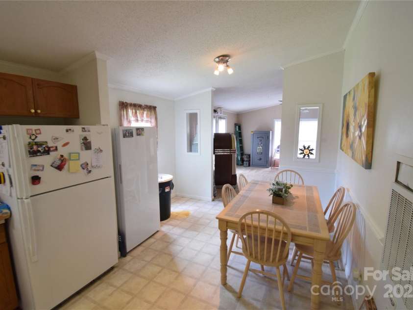 359 Pinnacle Road, Kings Mountain, NC 28086.  MLS# CAR4164621, YatesRealty ID 4524. 