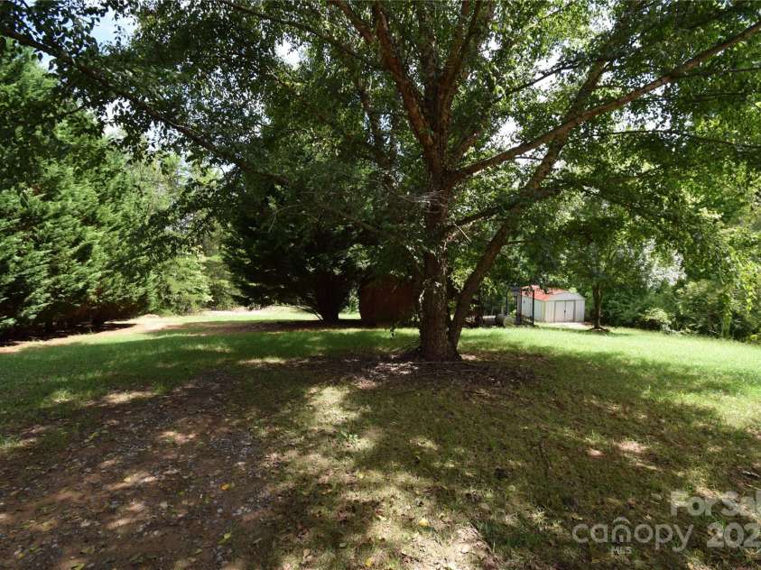 359 Pinnacle Road, Kings Mountain, NC 28086.  MLS# CAR4164621, YatesRealty ID 4524. 