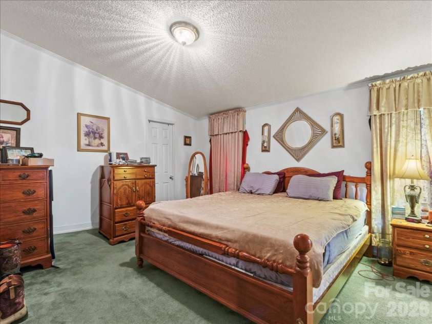 98 Cardinal Lane, Burnsville, NC 28714.  MLS# CAR4401748, YatesRealty ID 4524. 