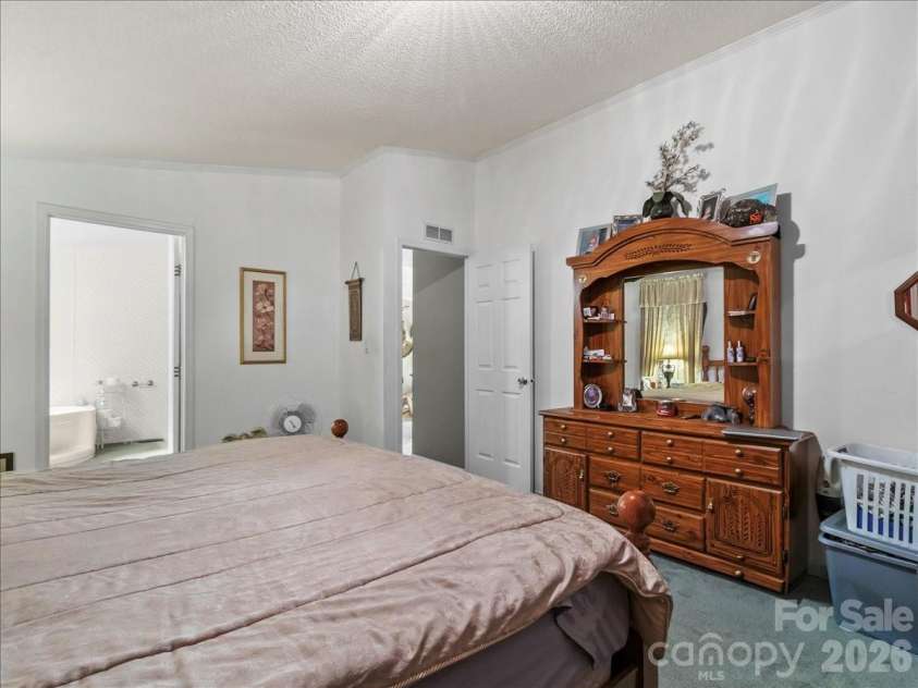 98 Cardinal Lane, Burnsville, NC 28714.  MLS# CAR4401748, YatesRealty ID 4524. 