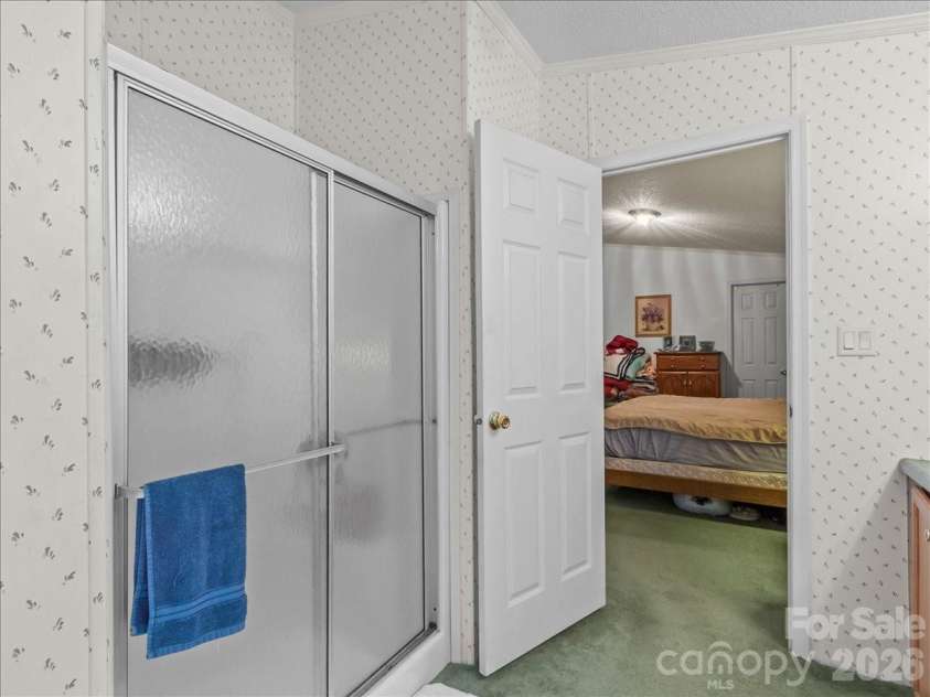 98 Cardinal Lane, Burnsville, NC 28714.  MLS# CAR4401748, YatesRealty ID 4524. 