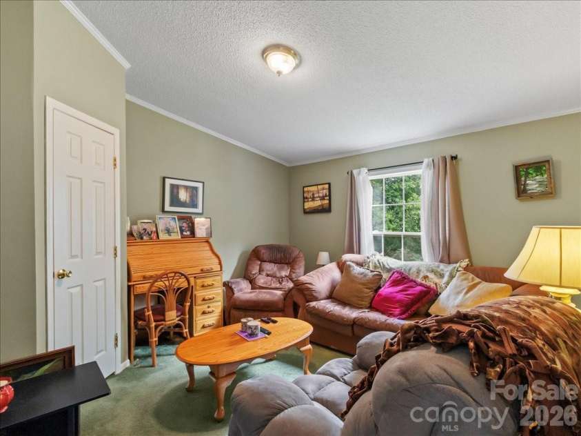 98 Cardinal Lane, Burnsville, NC 28714.  MLS# CAR4401748, YatesRealty ID 4524. 