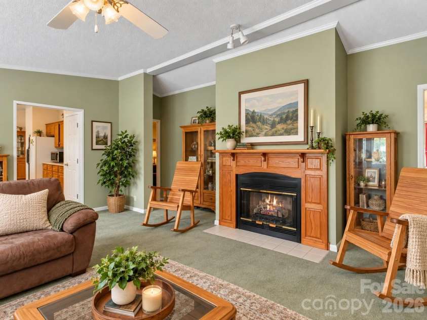 98 Cardinal Lane, Burnsville, NC 28714.  MLS# CAR4401748, YatesRealty ID 4524. 