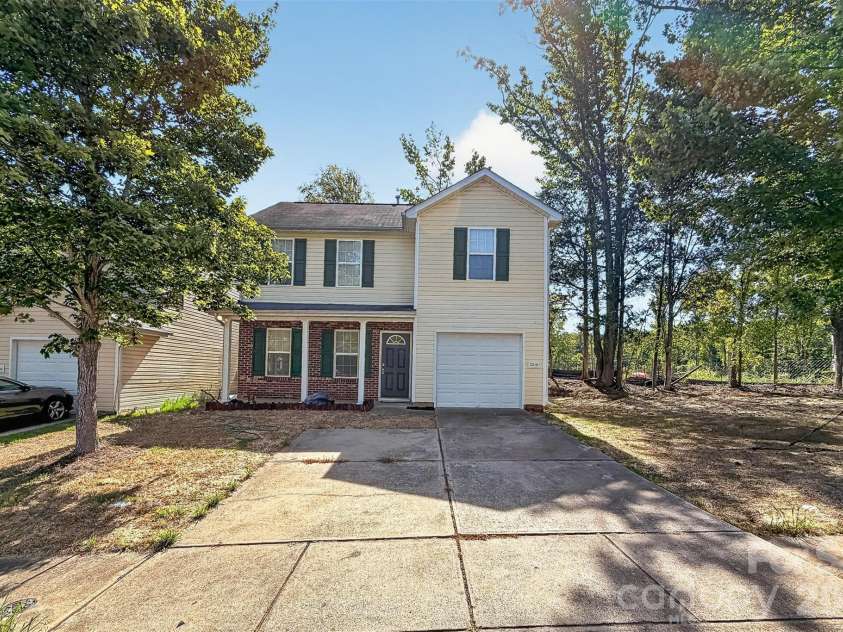 2216 Emmons Lane, Charlotte, NC 28212.  MLS# CAR4415293, YatesRealty ID 45241. 