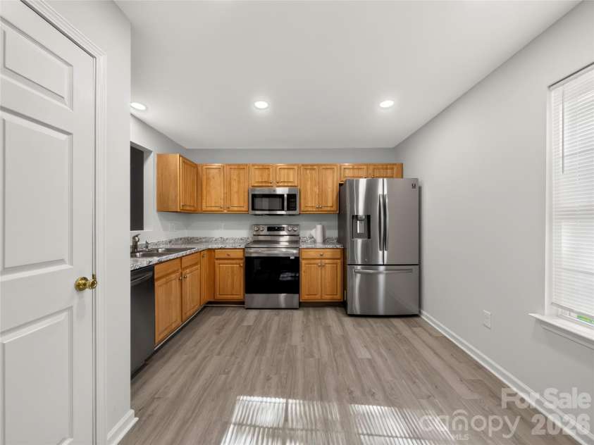 2216 Emmons Lane, Charlotte, NC 28212.  MLS# CAR4415293, YatesRealty ID 45241. 