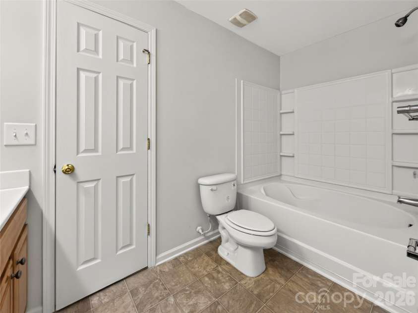 2216 Emmons Lane, Charlotte, NC 28212.  MLS# CAR4415293, YatesRealty ID 45241. 
