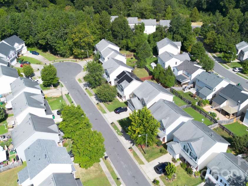 2216 Emmons Lane, Charlotte, NC 28212.  MLS# CAR4415293, YatesRealty ID 45241. 