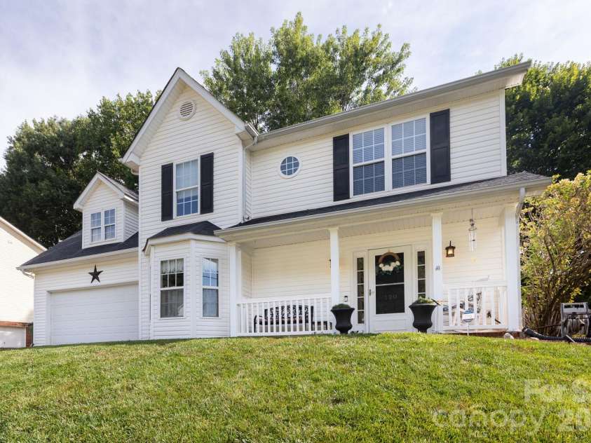 120 Arbor Ridge Road, Mount Holly, NC 28120.  MLS# CAR4414980, YatesRealty ID 45244. 