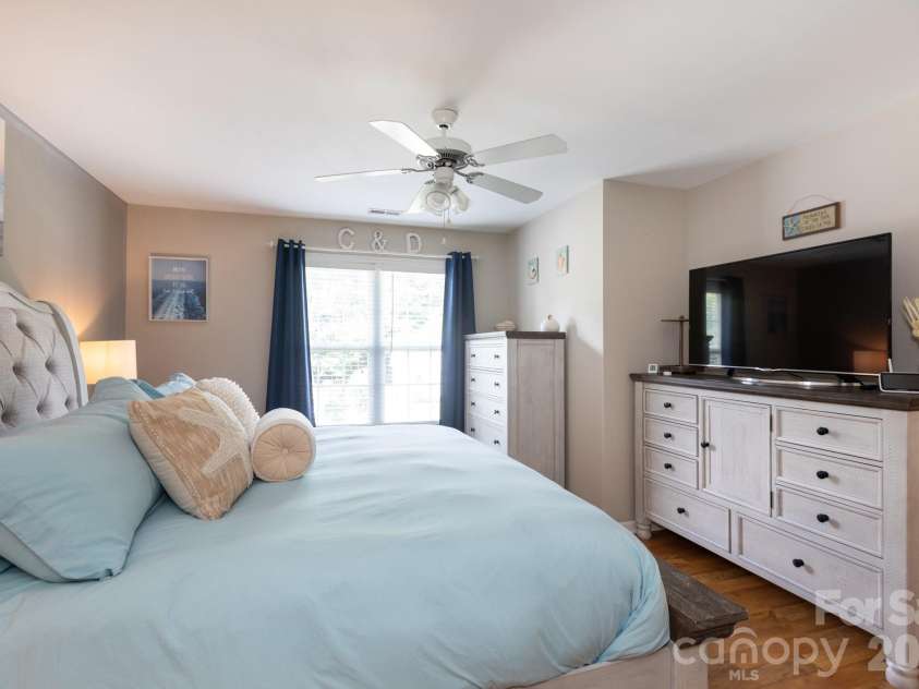 120 Arbor Ridge Road, Mount Holly, NC 28120.  MLS# CAR4414980, YatesRealty ID 45244. 