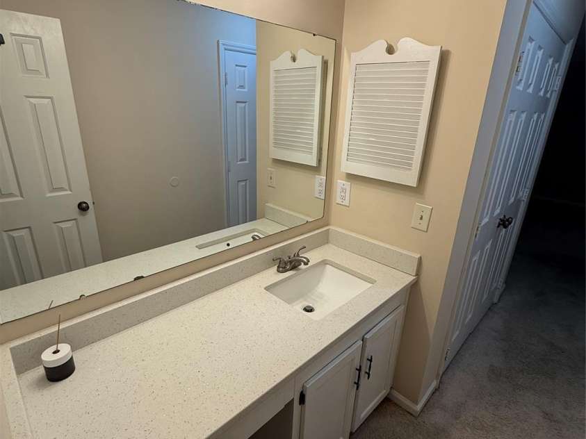 7209 Winery Lane, Charlotte, NC 28227.  MLS# CAR4415145, YatesRealty ID 45245. 
