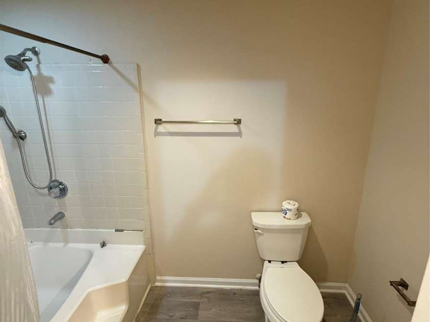 7209 Winery Lane, Charlotte, NC 28227.  MLS# CAR4415145, YatesRealty ID 45245. 