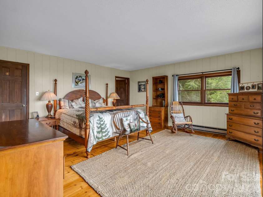 179 Sarvis Lane, Mars Hill, NC 28754.  MLS# CAR4415228, YatesRealty ID 45246. Primary bedroom on main level/top floor