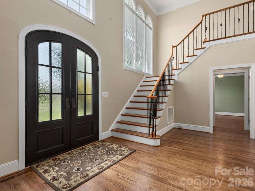 8801 Man Of War Drive, Waxhaw, NC 28173.  MLS# CAR4414942, YatesRealty ID 45247. 