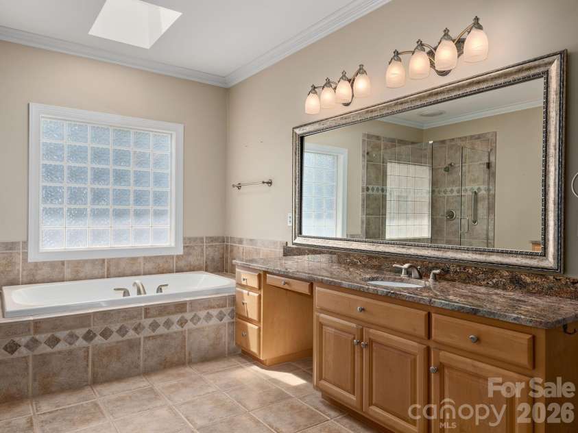 8801 Man Of War Drive, Waxhaw, NC 28173.  MLS# CAR4414942, YatesRealty ID 45247. 