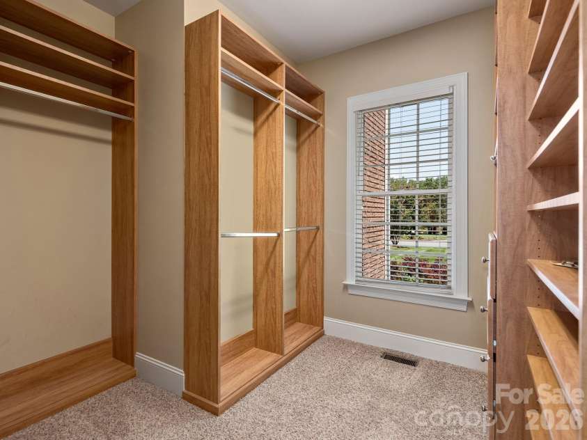 8801 Man Of War Drive, Waxhaw, NC 28173.  MLS# CAR4414942, YatesRealty ID 45247. 