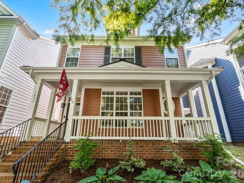 1853 Lela Avenue, Charlotte, NC 28208.  MLS# CAR4414385, YatesRealty ID 45248. 