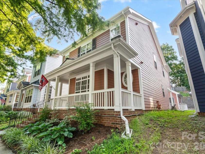 1853 Lela Avenue, Charlotte, NC 28208.  MLS# CAR4414385, YatesRealty ID 45248. 