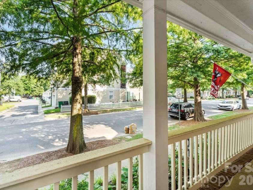 1853 Lela Avenue, Charlotte, NC 28208.  MLS# CAR4414385, YatesRealty ID 45248. 