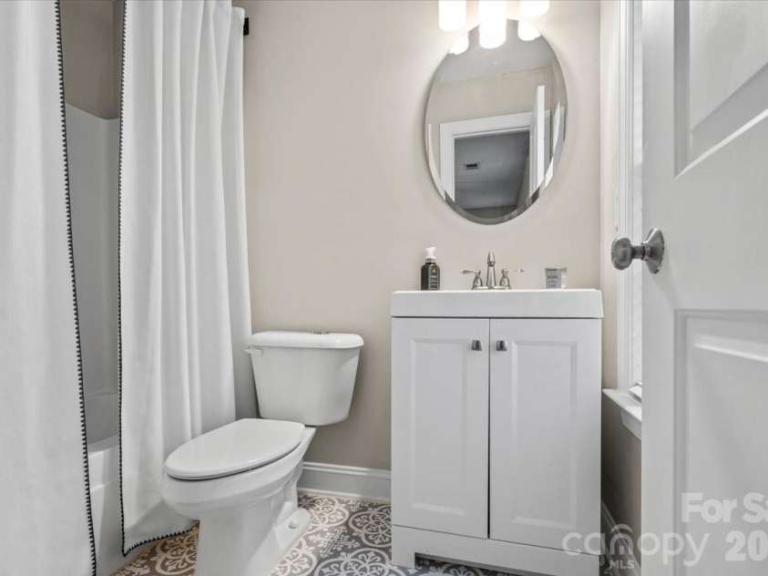 1853 Lela Avenue, Charlotte, NC 28208.  MLS# CAR4414385, YatesRealty ID 45248. 