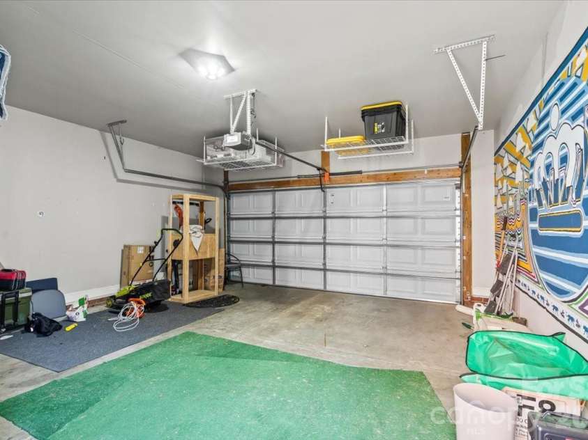 1853 Lela Avenue, Charlotte, NC 28208.  MLS# CAR4414385, YatesRealty ID 45248. 