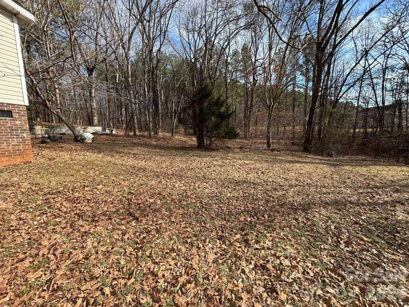 1051 High Meadows Drive, Concord, NC 28025.  MLS# CAR4345534, YatesRealty ID 4525. 