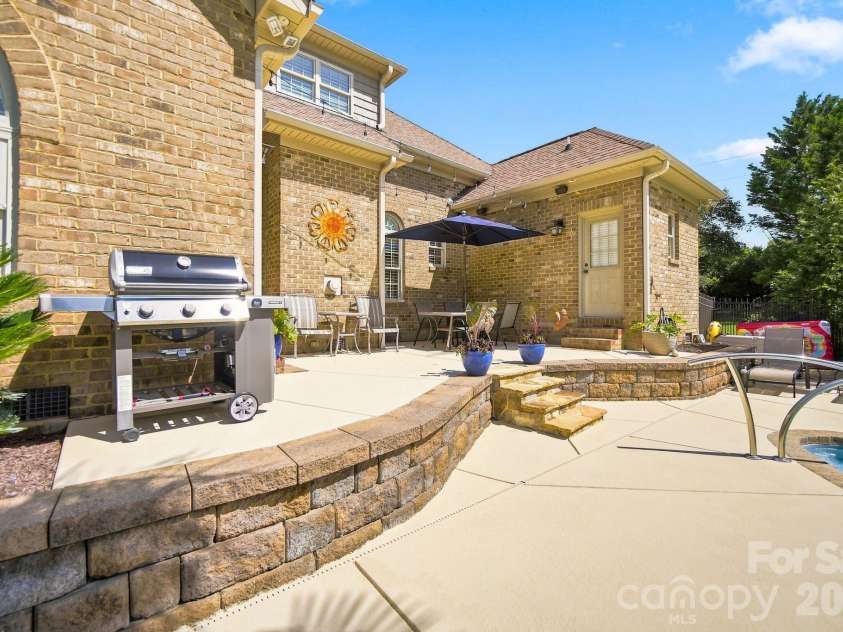 1001 Heritage Acres Drive, Weddington, NC 28104.  MLS# CAR4414833, YatesRealty ID 45250. 