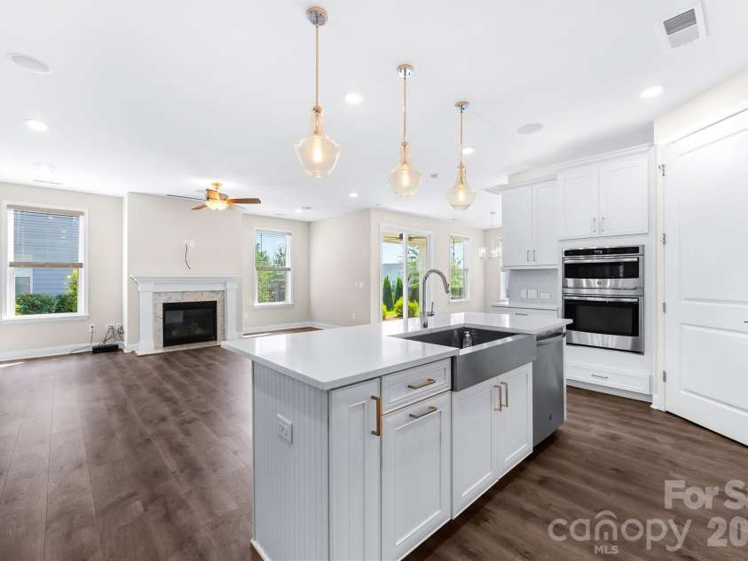 134 Dudley Drive, Fort Mill, SC 29715.  MLS# CAR4414127, YatesRealty ID 45253. 