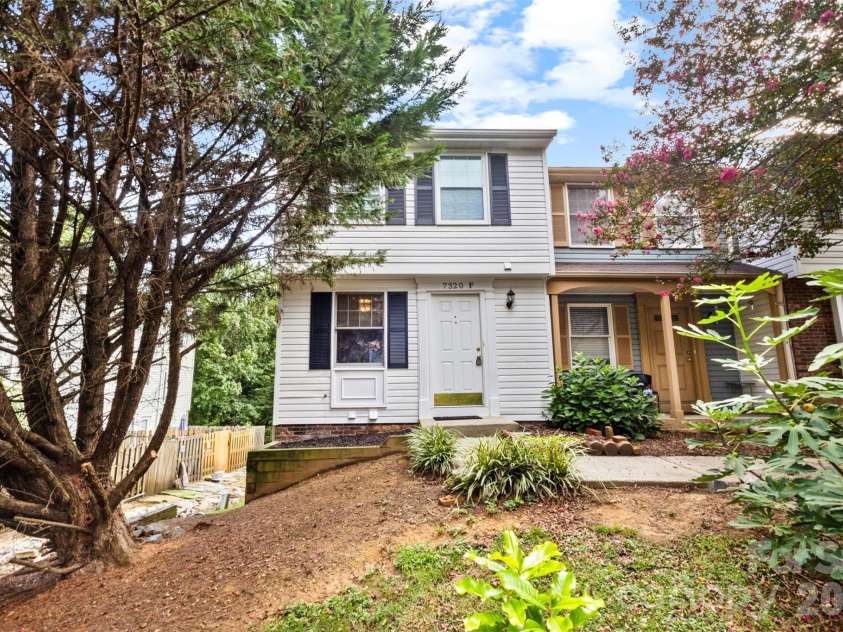 7320 Pebblestone Drive, Charlotte, NC 28212.  MLS# CAR4413756, YatesRealty ID 45255. 