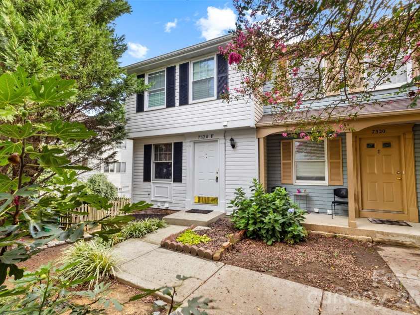 7320 Pebblestone Drive, Charlotte, NC 28212.  MLS# CAR4413756, YatesRealty ID 45255. 