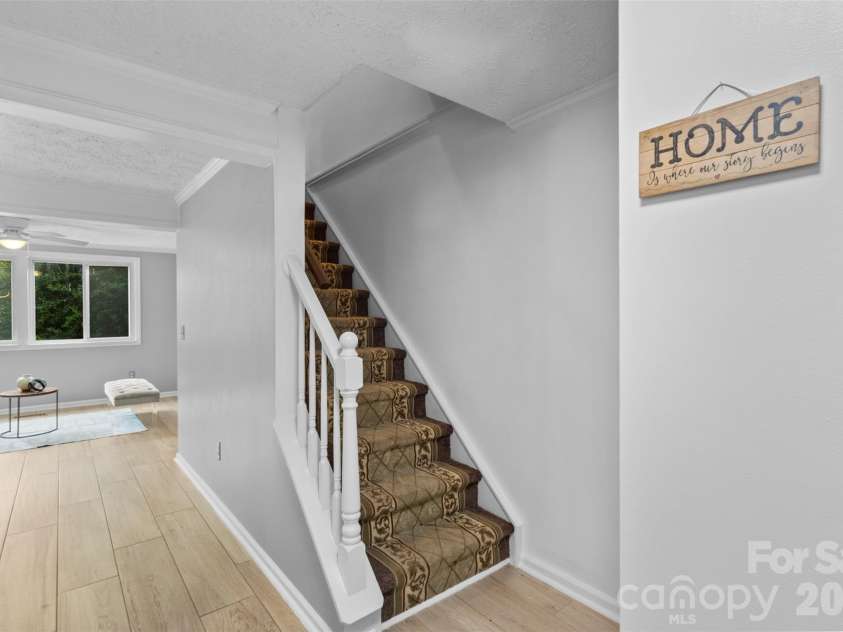 7320 Pebblestone Drive, Charlotte, NC 28212.  MLS# CAR4413756, YatesRealty ID 45255. 