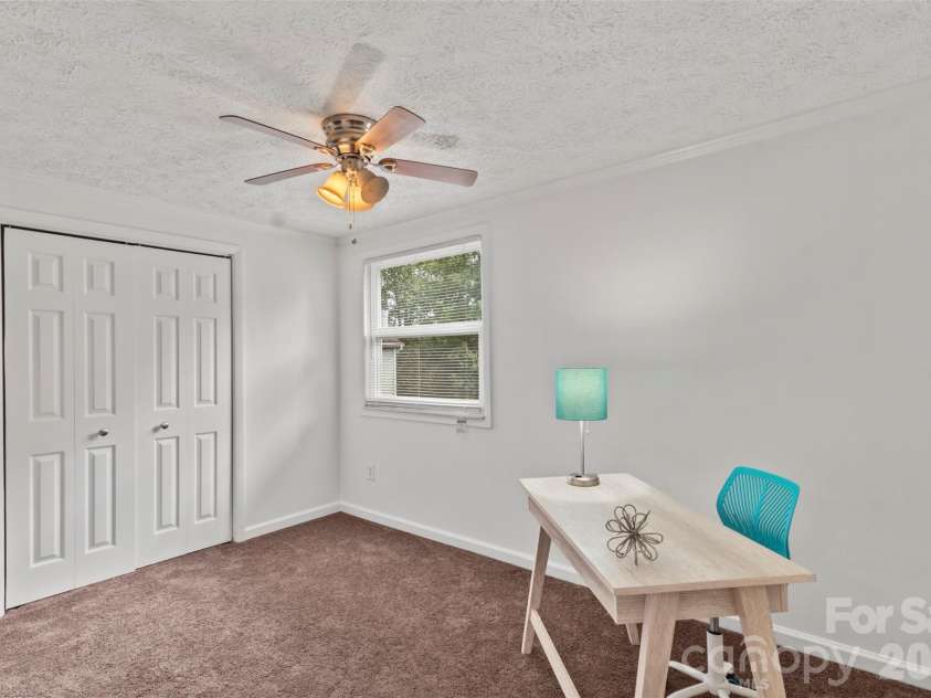 7320 Pebblestone Drive, Charlotte, NC 28212.  MLS# CAR4413756, YatesRealty ID 45255. 