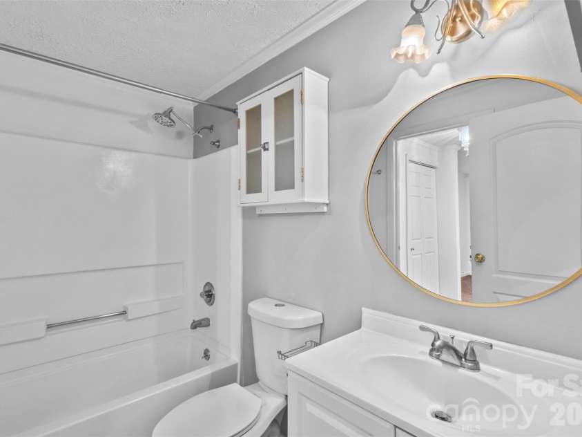 7320 Pebblestone Drive, Charlotte, NC 28212.  MLS# CAR4413756, YatesRealty ID 45255. 