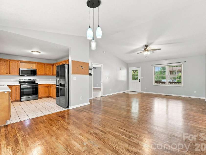 16 Westwood Drive, Candler, NC 28715.  MLS# CAR4413861, YatesRealty ID 45256. Open layout