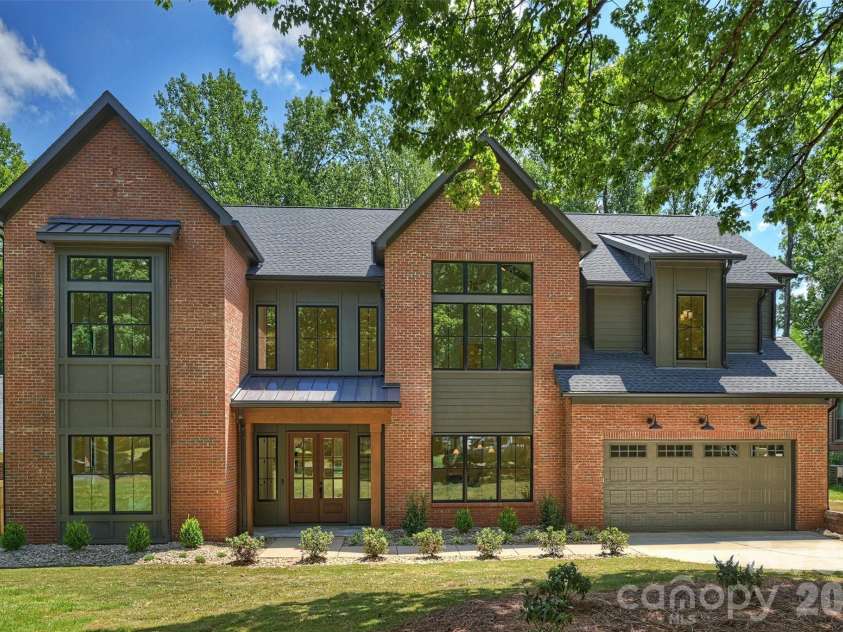 2409 Brandermill Place, Charlotte, NC 28226.  MLS# CAR4412996, YatesRealty ID 45258. 