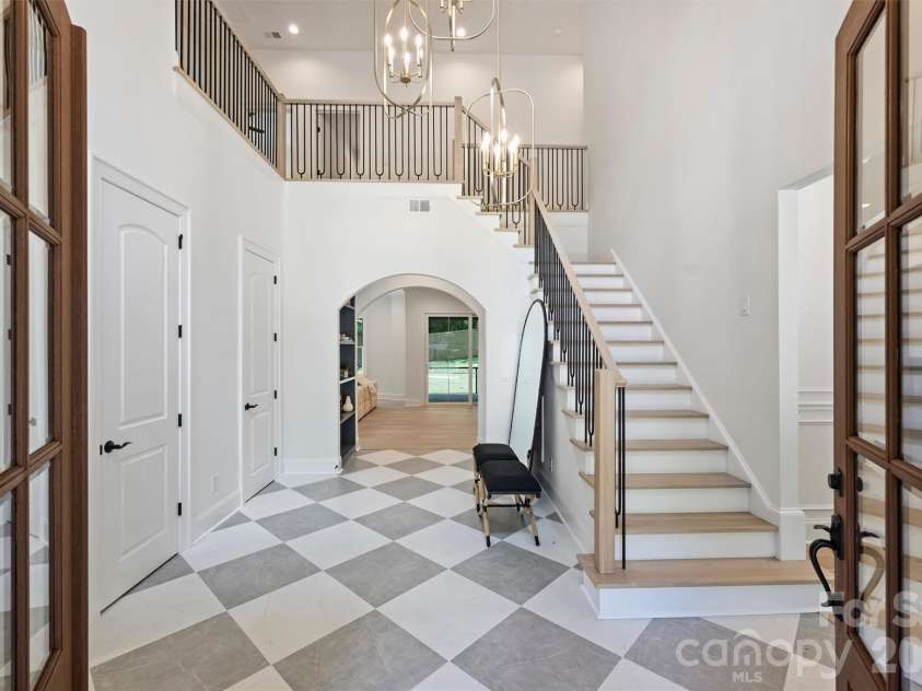 2409 Brandermill Place, Charlotte, NC 28226.  MLS# CAR4412996, YatesRealty ID 45258. 