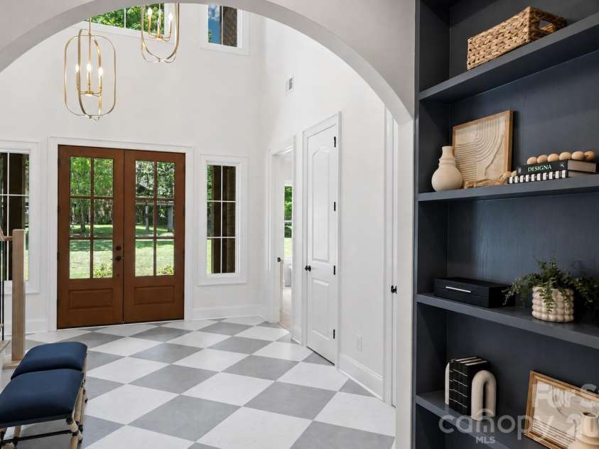 2409 Brandermill Place, Charlotte, NC 28226.  MLS# CAR4412996, YatesRealty ID 45258. 