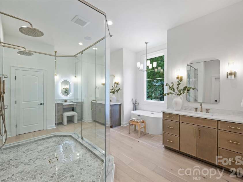 2409 Brandermill Place, Charlotte, NC 28226.  MLS# CAR4412996, YatesRealty ID 45258. 